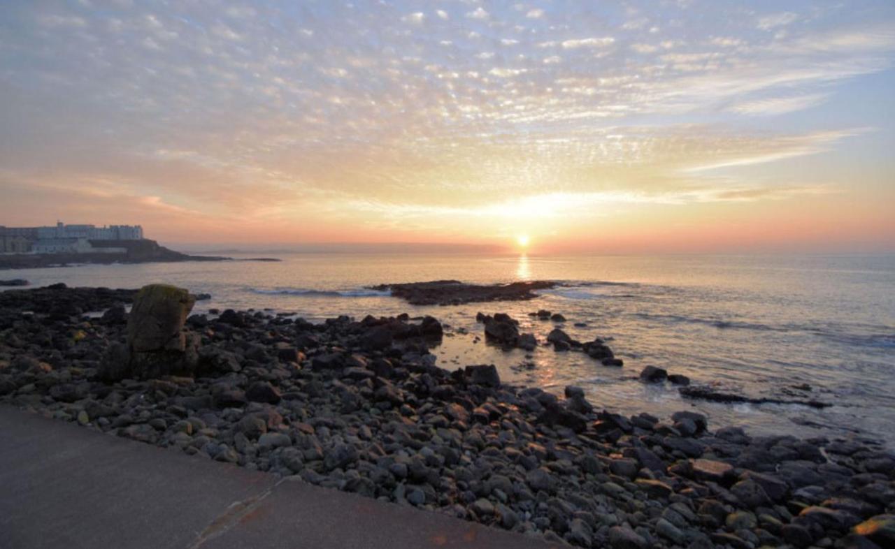 Promenade Apartment Panoramic Sea Views พอร์ตสจ๊วต ภายนอก รูปภาพ